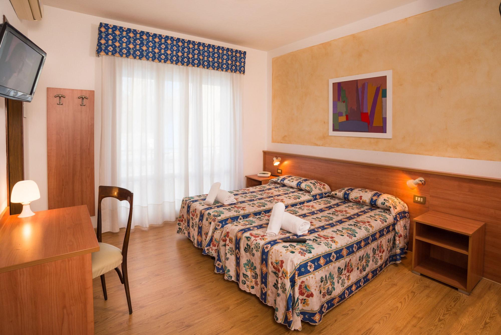 Hotel Azzorre 3*